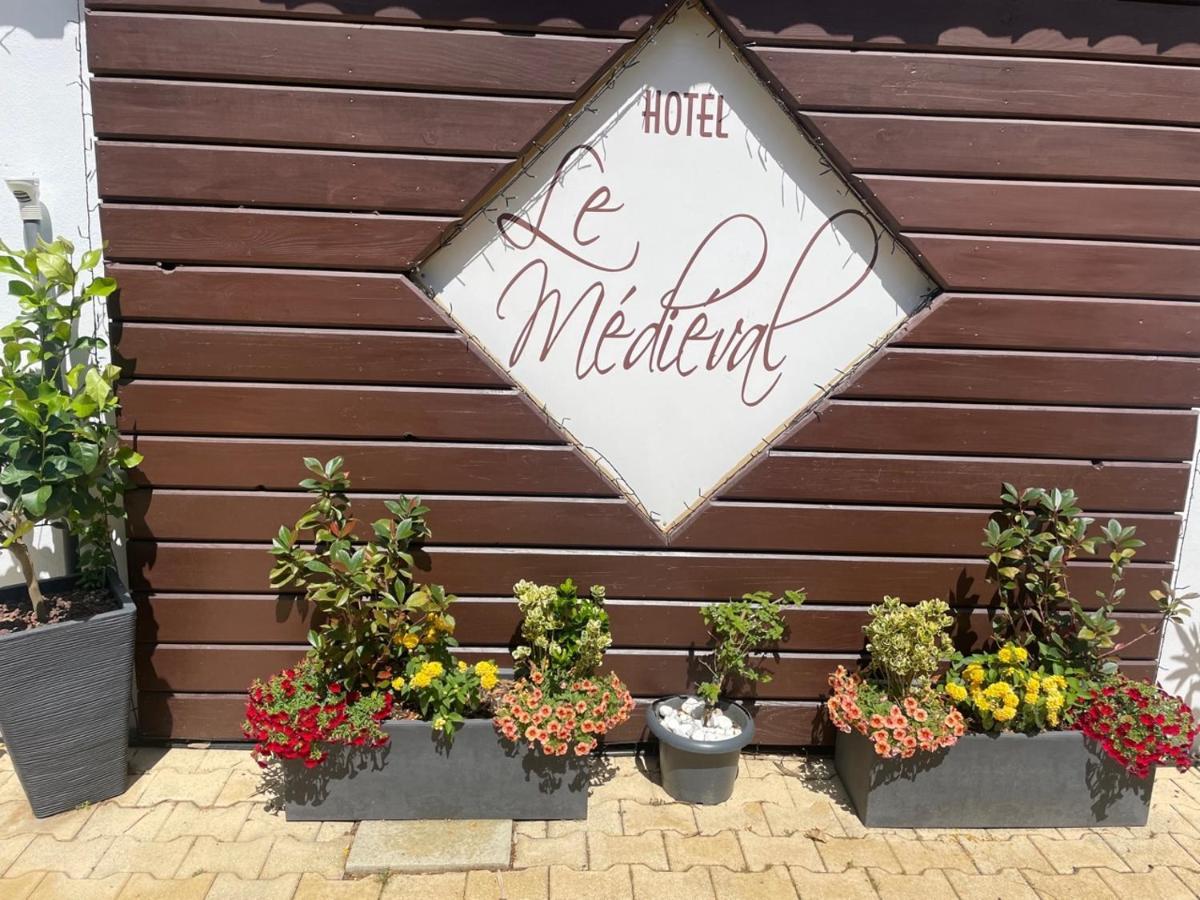 Hotel Le Medieval Aigues-Mortes Exterior foto